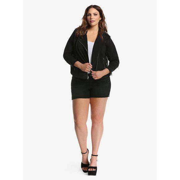 TORRID Black Rinse Distressed Skinny Shorts sz 22 - Picture 1 of 12